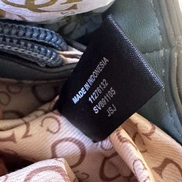 Guess Denim Crossbody Bag - Brand New with Tag - Picture 10 of 17